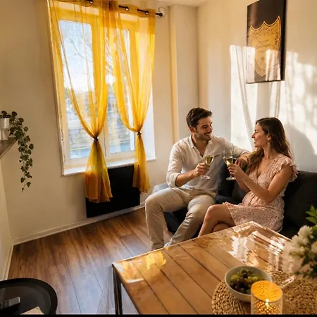Apartman Fine Bulle Terrasse -5 Min Gare -centre -parking -rdc *